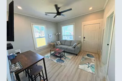 2219 45th Street, Galveston, TX 77550 - Photo 4