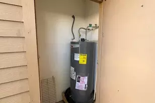 10555 Turtlewood Ct Ct, Houston, TX 77072 - Photo 16