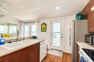 23114 Gulf Dr, Galveston, TX 77554 - Photo 26