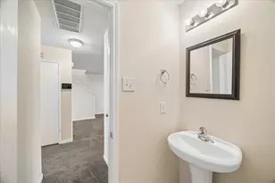 20218 Stonegrove Ct, Tomball, TX 77375 - Photo 10