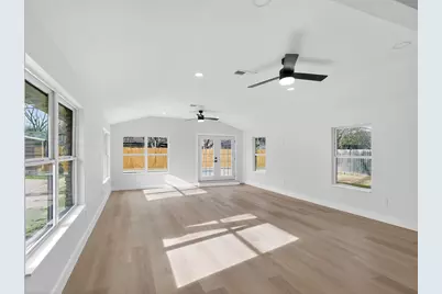 1906 Sunny Brook Drive, Austin, TX 78723 - Photo 18