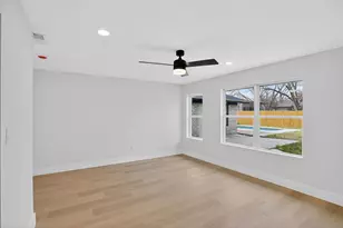 1906 Sunny Brook Dr, Austin, TX 78723 - Photo 14