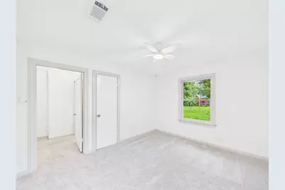 2610 S Crockett Street, La Marque, TX 77568 - Photo 24