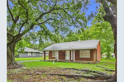 2610 S Crockett Street, La Marque, TX 77568 - Photo 2