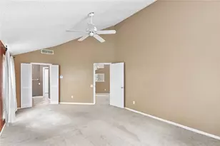 2118 Woodland Park Dr, Houston, TX 77077 - Photo 16