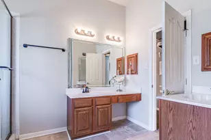 410 Scarlet Sage Dr, League City, TX 77573 - Photo 20