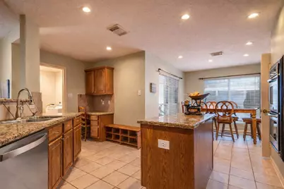 410 Scarlet Sage Drive, League City, TX 77573 - Photo 10