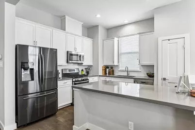 2310 Langston Street, Houston, TX 77007 - Photo 2