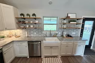 1056 Angus Trail, Angleton, TX 77515 - Photo 14