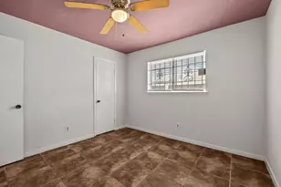 6619 Indian Lake Dr, Houston, TX 77489 - Photo 18