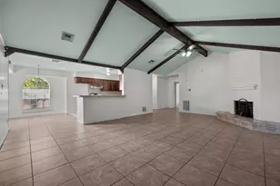 6619 Indian Lake Dr, Houston, TX 77489 - Photo 6