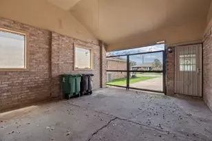 6619 Indian Lake Dr, Houston, TX 77489 - Photo 30