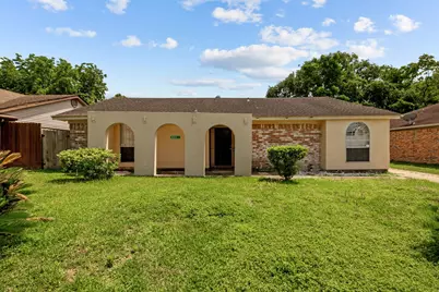 6619 Indian Lake Drive, Houston, TX 77489 - Photo 1