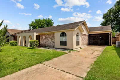 6619 Indian Lake Drive, Houston, TX 77489 - Photo 2