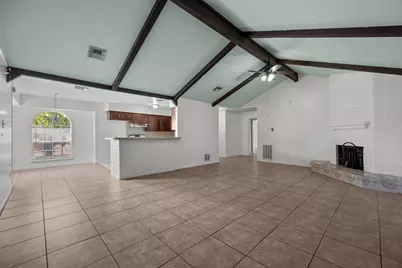 6619 Indian Lake Drive, Houston, TX 77489 - Photo 6