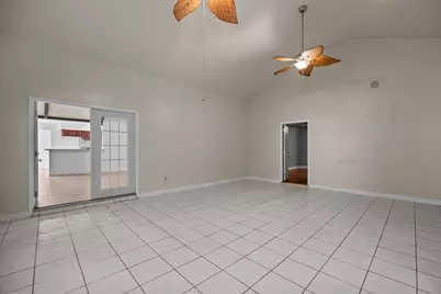 6619 Indian Lake Drive, Houston, TX 77489 - Photo 24