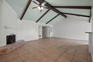 6619 Indian Lake Dr, Houston, TX 77489 - Photo 4