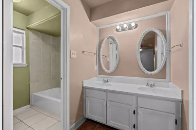 6619 Indian Lake Drive, Houston, TX 77489 - Photo 16