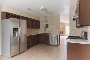 11807 Dellfern Ct, Houston, TX 77035 - Photo 2