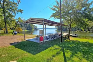 912 Twin Cedar Dr, Hemphill, TX 75948 - Photo 2