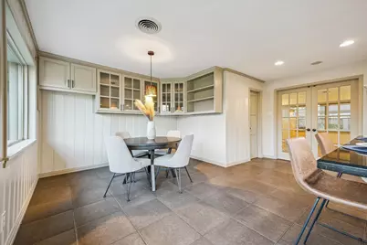 9813 Pine Lake Drive, Houston, TX 77055 - Photo 6