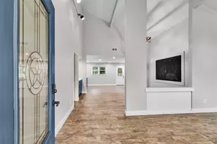 115 Red Oak Ln, Conroe, TX 77304 - Photo 6