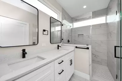 7542 Charlie Street, Houston, TX 77088 - Photo 12