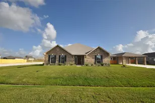 2215 Palmilla Rd, League City, TX 77539 - Photo 2