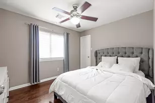 222 Doncaster St, Conroe, TX 77303 - Photo 8