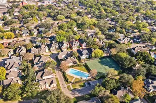 1641 Beaconshire Rd, Houston, TX 77077 - Photo 4