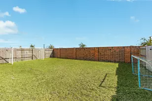 3640 Crosspointe Pass, Angleton, TX 77515 - Photo 24