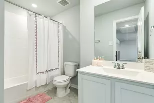 3640 Crosspointe Pass, Angleton, TX 77515 - Photo 18