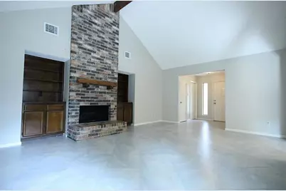 13 Maywind Court, The Woodlands, TX 77381 - Photo 10