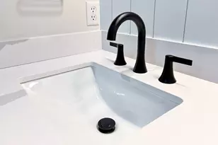 10 Oak Creek Dr, Huntsville, TX 77340 - Photo 22