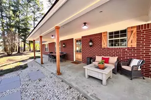 10 Oak Creek Dr, Huntsville, TX 77340 - Photo 34