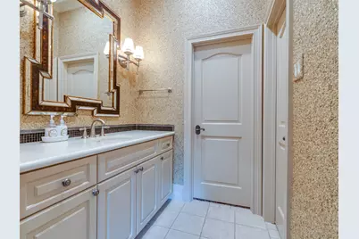 11527 Green Oaks Drive, Houston, TX 77024 - Photo 30