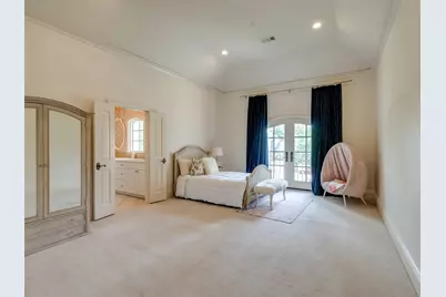 11527 Green Oaks Drive, Houston, TX 77024 - Photo 34