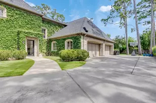 11527 Green Oaks Dr, Houston, TX 77024 - Photo 42