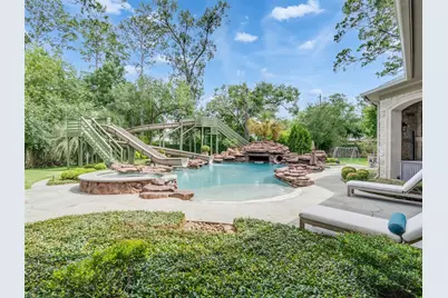 11527 Green Oaks Drive, Houston, TX 77024 - Photo 44