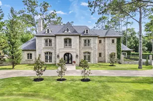 11527 Green Oaks Dr, Houston, TX 77024 - Photo 2