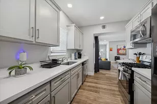 2410 Truxillo St, Houston, TX 77004 - Photo 8