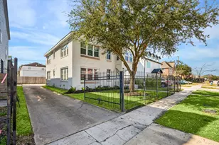 2410 Truxillo St, Houston, TX 77004 - Photo 2