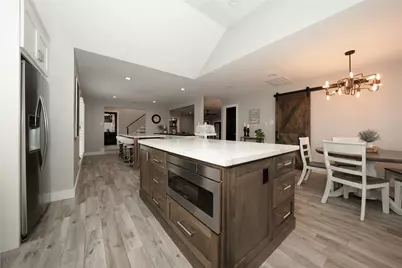 3219 Manor Grove Drive, Kingwood, TX 77345 - Photo 6