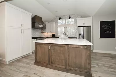 3219 Manor Grove Drive, Kingwood, TX 77345 - Photo 12