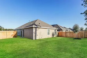 2704 Atlas Dr, Conroe, TX 77301 - Photo 2