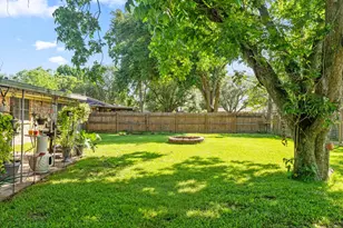 30 Live Oak St, Van Vleck, TX 77482 - Photo 34