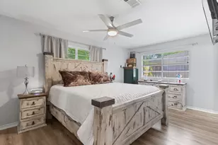 30 Live Oak St, Van Vleck, TX 77482 - Photo 20