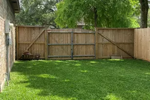 216 Dewberry Dr, Lake Jackson, TX 77566 - Photo 34