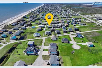 931 S Gateway, Crystal Beach, TX 77650 - Photo 6