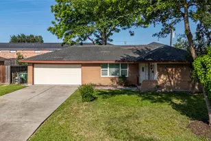 9109 Lugary Dr, Houston, TX 77074 - Photo 4
